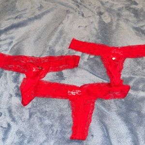 Sexy lace thongs set of 3